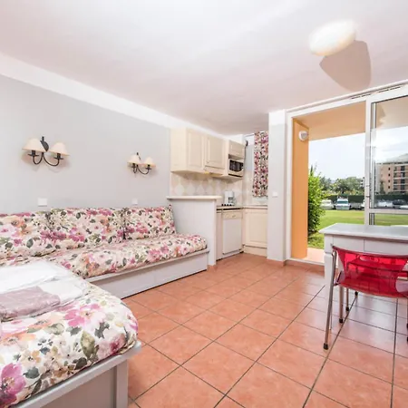 Résidence Les Rives De Cannes Mandelieu*** - Maeva Particuliers - 2 Pièces 5 Personnes Prestige 122168 Appartement