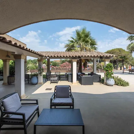 Appartement Résidence Les Rives De Cannes Mandelieu*** - Maeva Particuliers - 2 Pièces 5 Personnes Prestige 122168 *