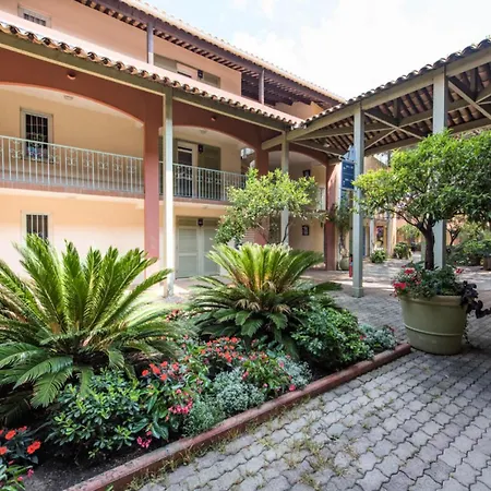 Résidence Les Rives De Cannes Mandelieu*** - Maeva Particuliers - 2 Pièces 5 Personnes Prestige 122168 * Mandelieu
