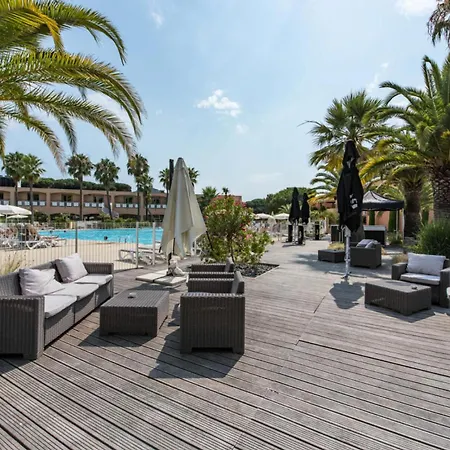 Résidence Les Rives De Cannes Mandelieu*** - Maeva Particuliers - 2 Pièces 5 Personnes Prestige 122168 Mandelieu